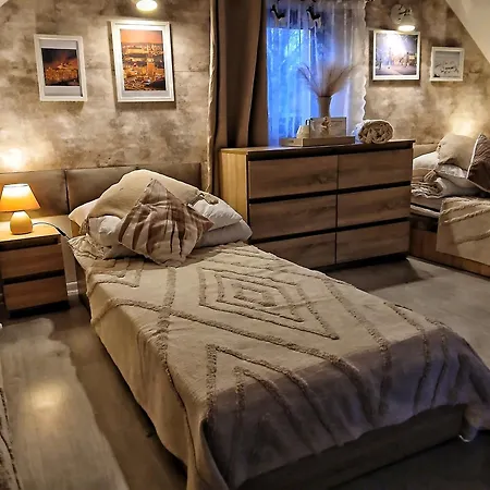 Eleonor Exclusive House